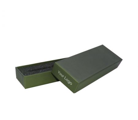 Kotak Kaku dengan Penutup Boleh Tanggal dan Sisipan Busa